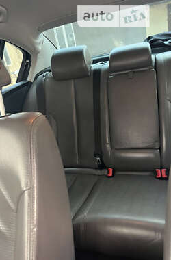Седан Volkswagen Passat 2010 в 