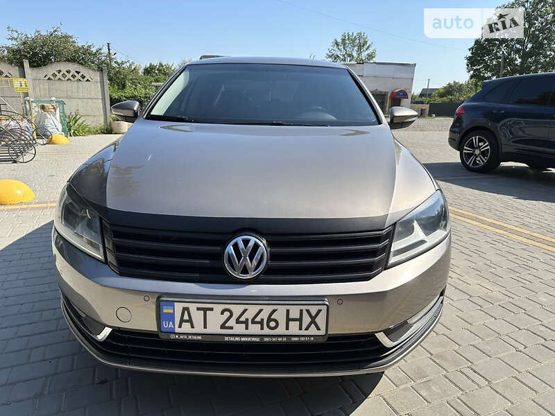 Седан Volkswagen Passat 2011 в Коломиї