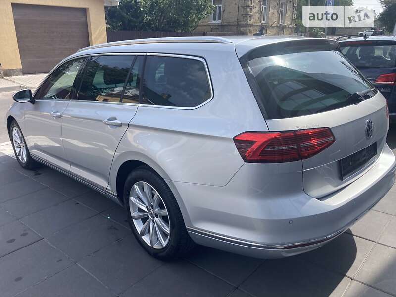 Универсал Volkswagen Passat 2019 в Луцке