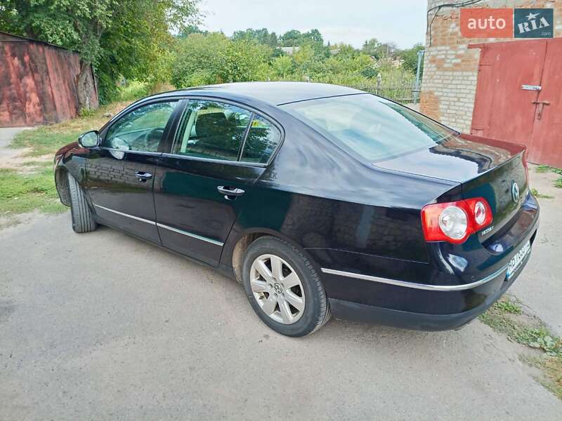 Седан Volkswagen Passat 2005 в Виннице
