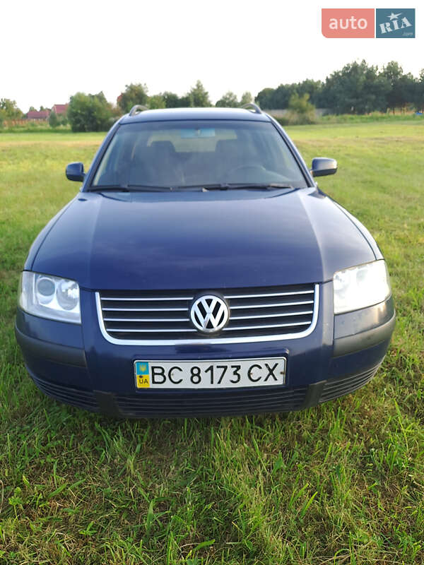 Універсал Volkswagen Passat 2002 в Рава-Руській