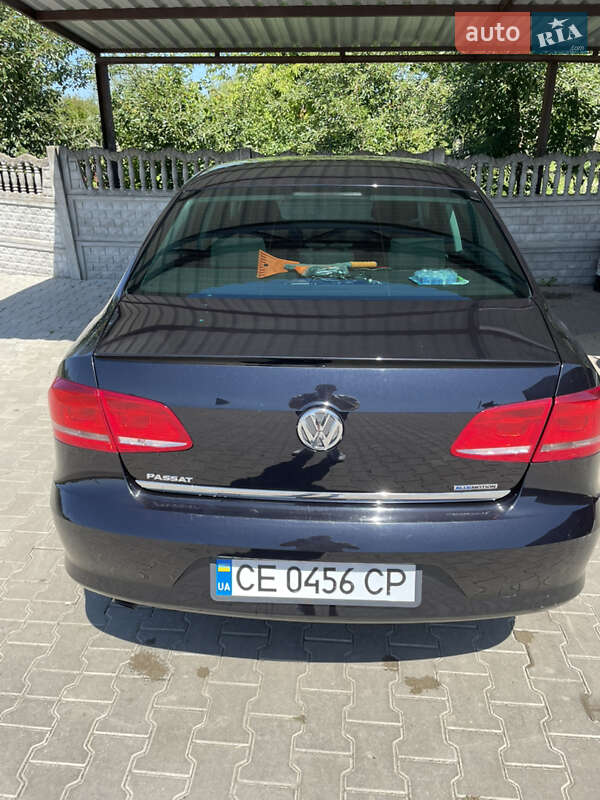Седан Volkswagen Passat 2012 в Глыбокой