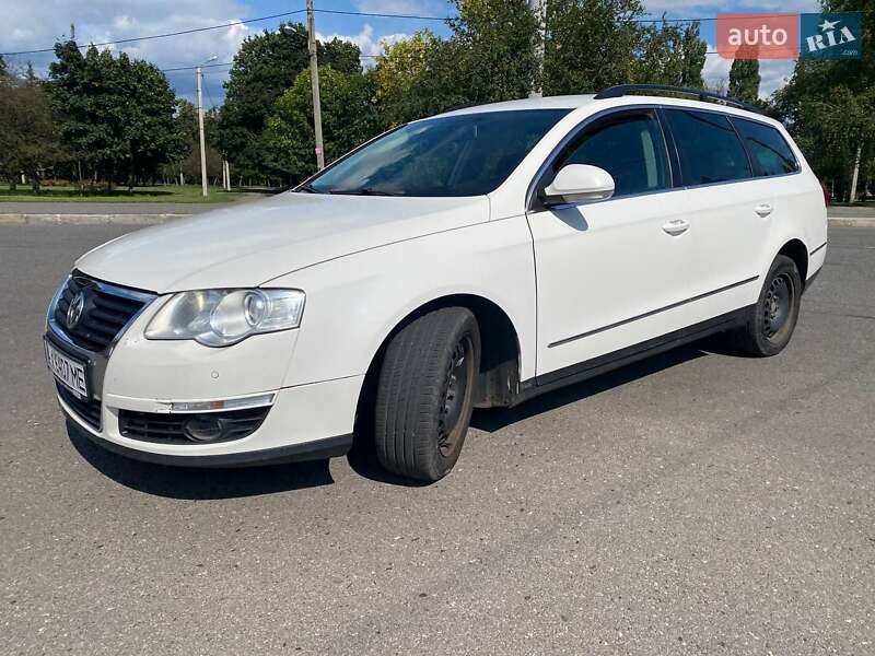 Универсал Volkswagen Passat 2010 в Харькове