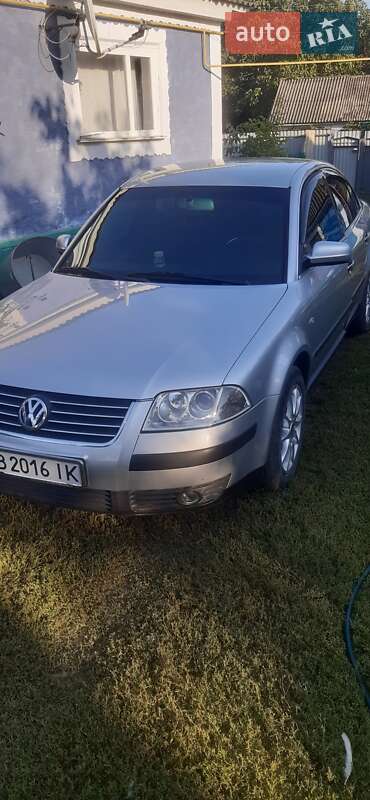 Седан Volkswagen Passat 2001 в Томашполі
