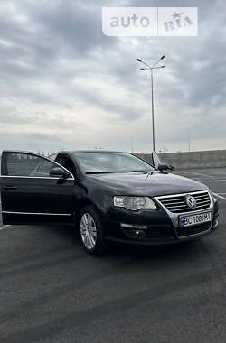 Седан Volkswagen Passat 2008 в Львове