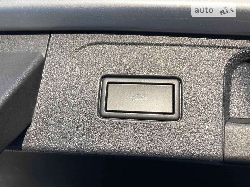 Универсал Volkswagen Passat 2019 в Луцке