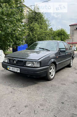 Седан Volkswagen Passat 1989 в 