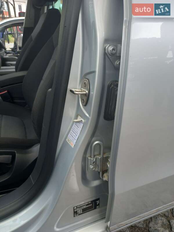 Универсал Volkswagen Passat 2013 в Хмельницком