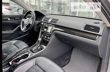Седан Volkswagen Passat 2013 в 