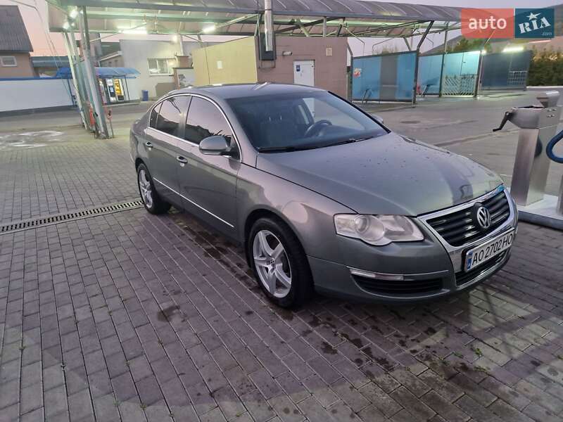 Седан Volkswagen Passat 2008 в Виноградове