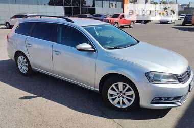 Универсал Volkswagen Passat 2011 в Одессе