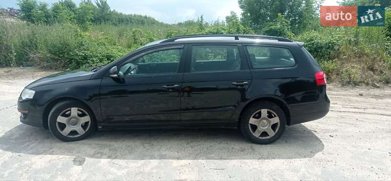 Универсал Volkswagen Passat 2009 в Софиевской Борщаговке
