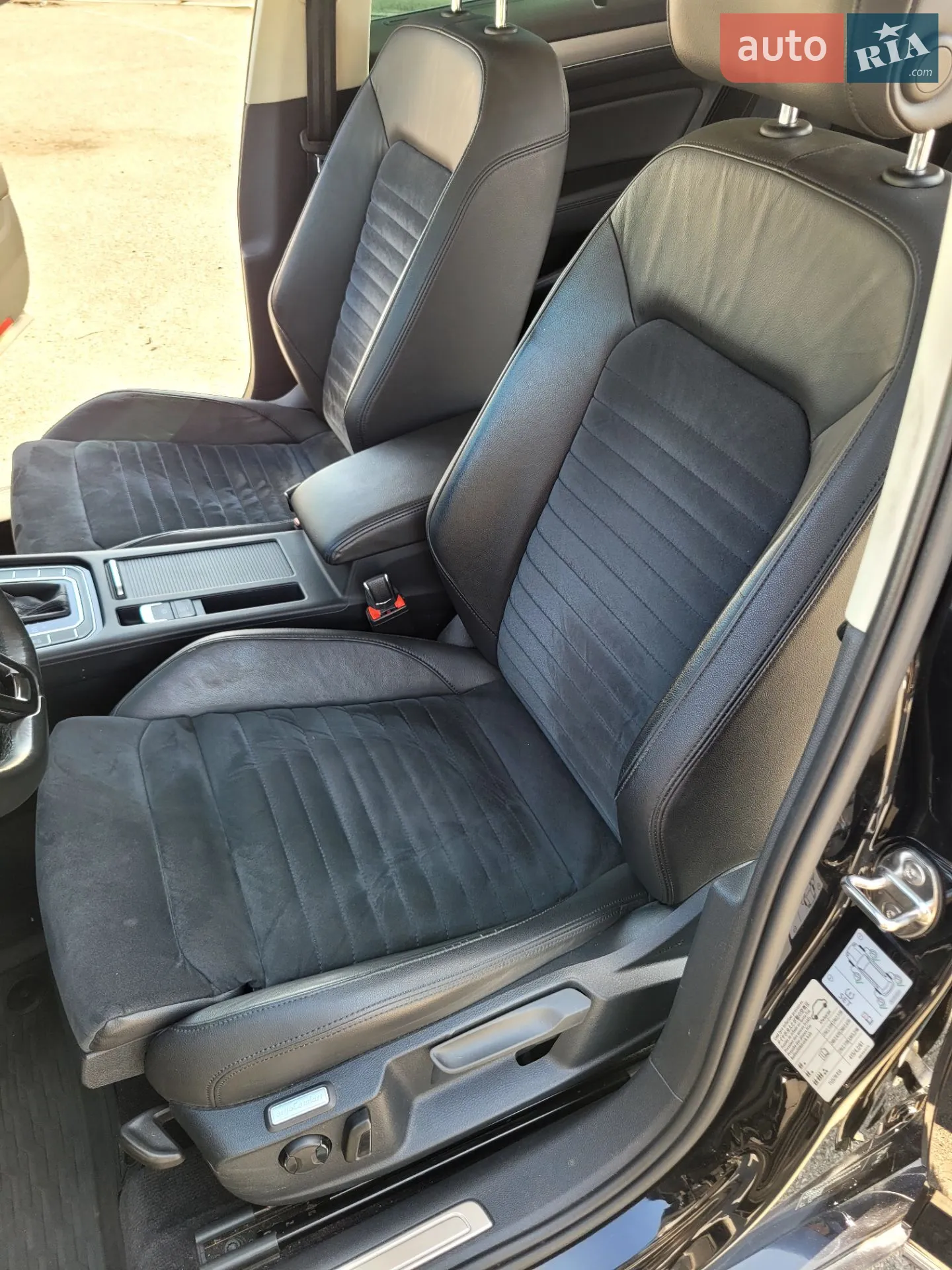 2017 Volkswagen Passat - мініатюра 14
