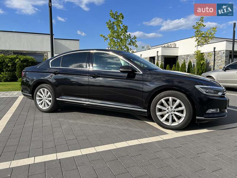 Седан Volkswagen Passat 2017 в Мукачево