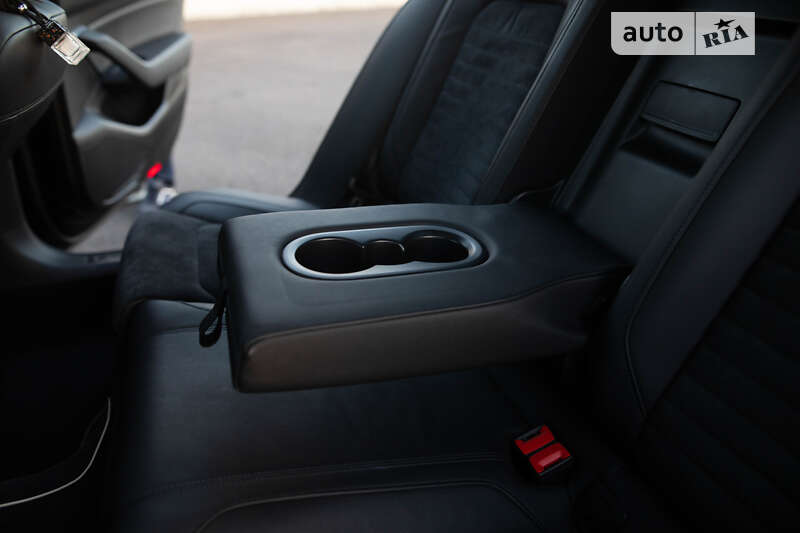 Седан Volkswagen Passat 2017 в Львове