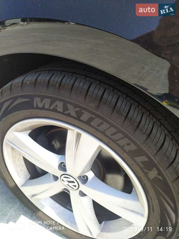 Седан Volkswagen Passat 2015 в Дрогобыче