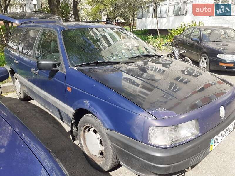 Универсал Volkswagen Passat 1992 в Львове