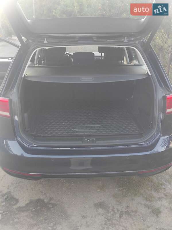 Универсал Volkswagen Passat 2016 в Тульчине