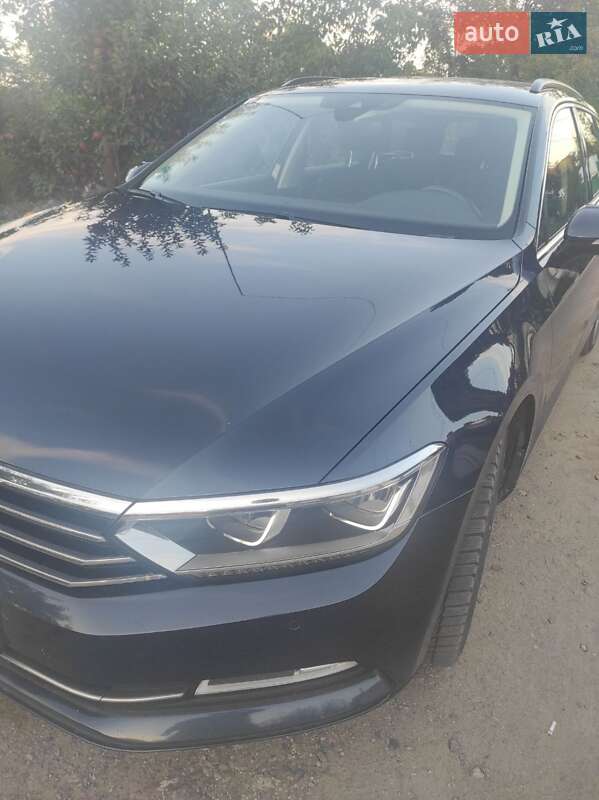 Универсал Volkswagen Passat 2016 в Тульчине