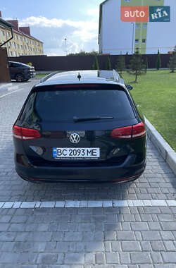 Универсал Volkswagen Passat 2016 в Львове