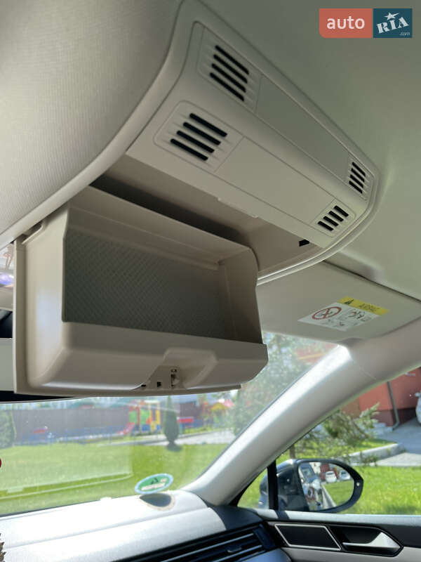 Универсал Volkswagen Passat 2016 в Львове