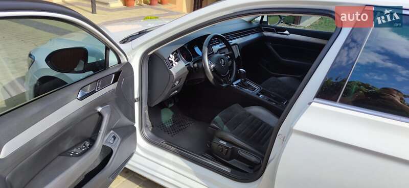 Универсал Volkswagen Passat 2017 в Чорткове