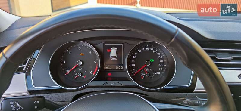 Универсал Volkswagen Passat 2017 в Чорткове