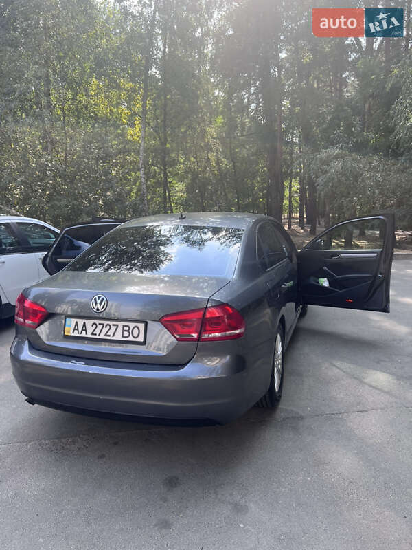 Седан Volkswagen Passat 2013 в Броварах