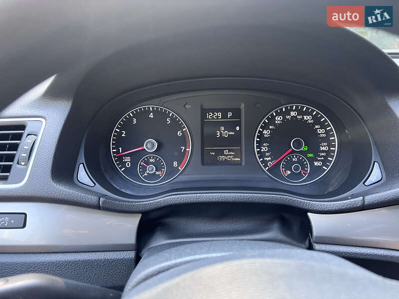 Седан Volkswagen Passat 2013 в Броварах