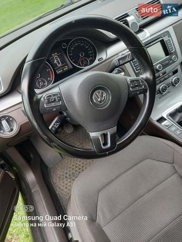 Универсал Volkswagen Passat 2013 в Луцке