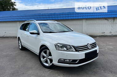 Універсал Volkswagen Passat 2012 в Радивиліві