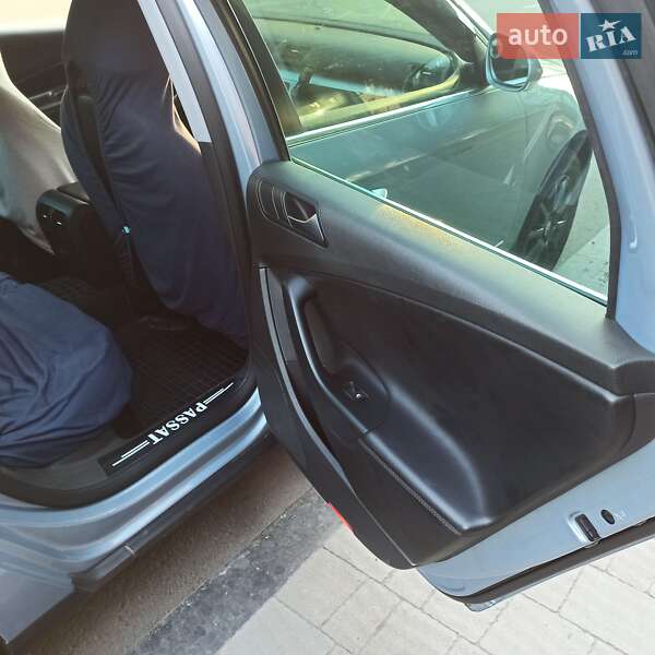 Универсал Volkswagen Passat 2010 в Черновцах фото 11 Универсал Volkswagen Passat 2010 в Черновцах