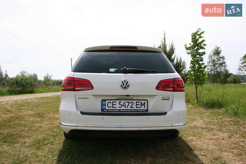 Универсал Volkswagen Passat 2011 в Черновцах