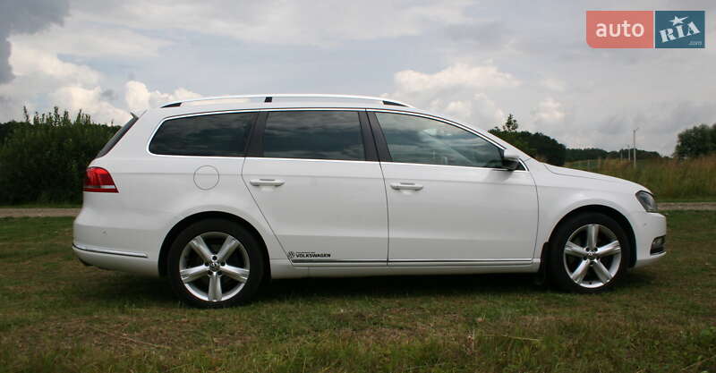 Универсал Volkswagen Passat 2011 в Черновцах
