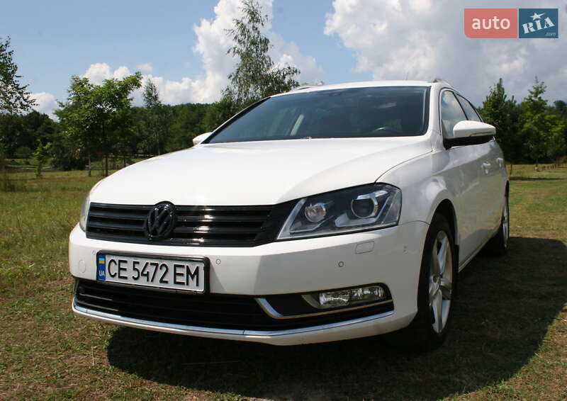 Универсал Volkswagen Passat 2011 в Черновцах