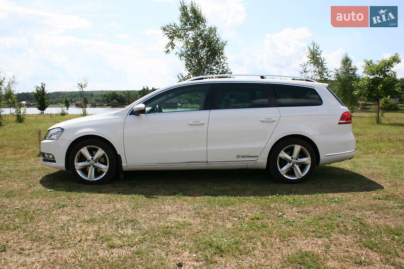 Универсал Volkswagen Passat 2011 в Черновцах