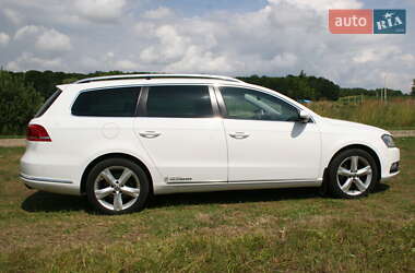 Универсал Volkswagen Passat 2011 в 