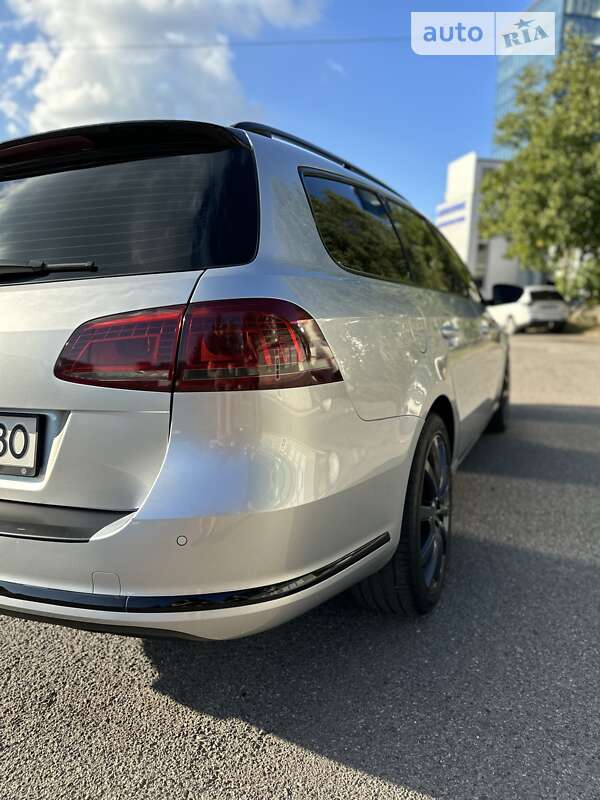 Универсал Volkswagen Passat 2014 в Тернополе фото 9 Универсал Volkswagen Passat 2014 в Тернополе