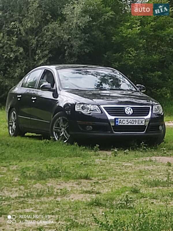 Седан Volkswagen Passat 2008 в Лебедині