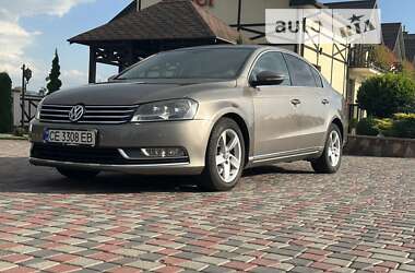 Седан Volkswagen Passat 2012 в Черновцах