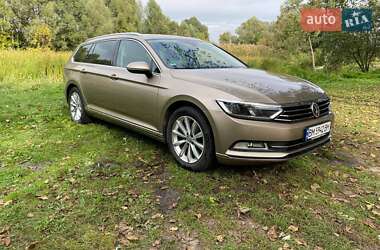 Универсал Volkswagen Passat 2015 в Сумах