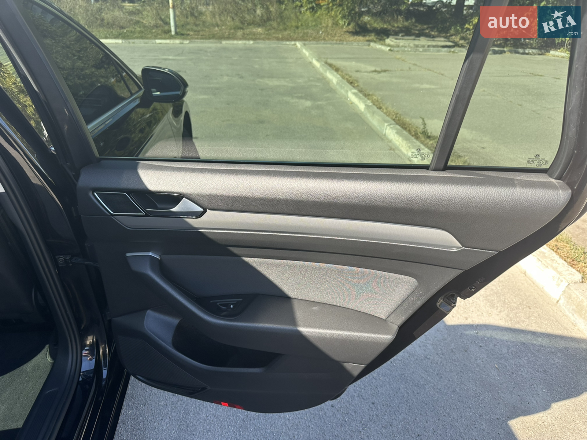 2017 Volkswagen Passat - мініатюра 17