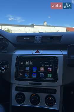 Универсал Volkswagen Passat 2008 в Киеве