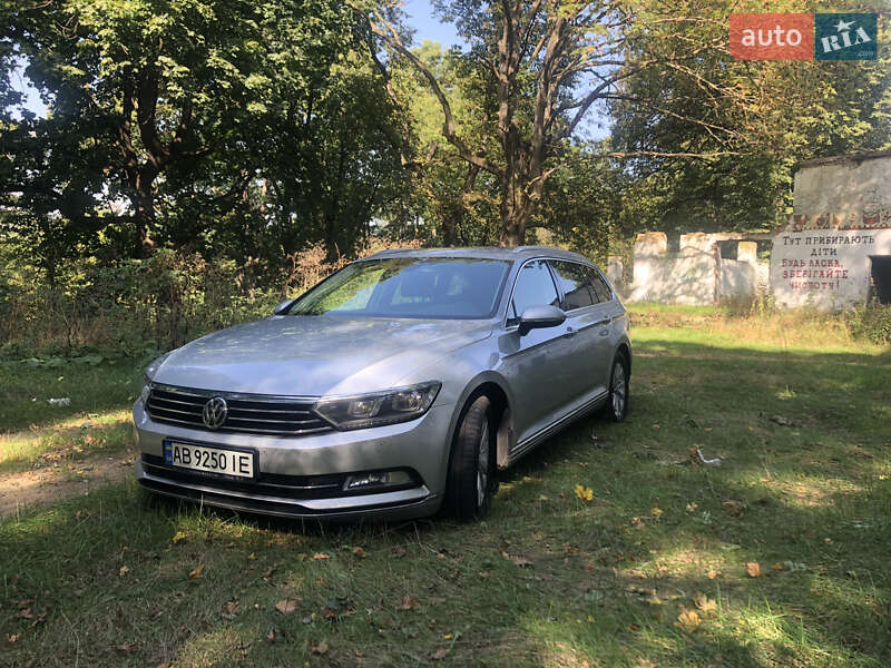 Универсал Volkswagen Passat 2017 в Мурованых Куриловцах