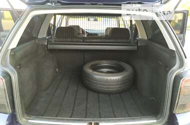 Универсал Volkswagen Passat 1999 в 