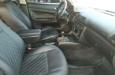 Универсал Volkswagen Passat 1999 в 