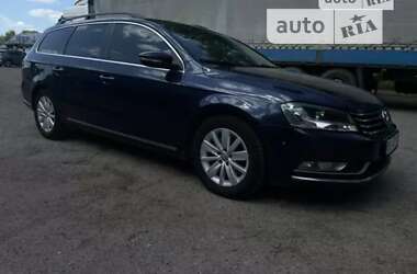 Універсал Volkswagen Passat 2013 в Самборі