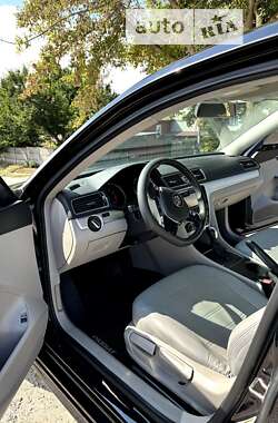 Седан Volkswagen Passat 2015 в 