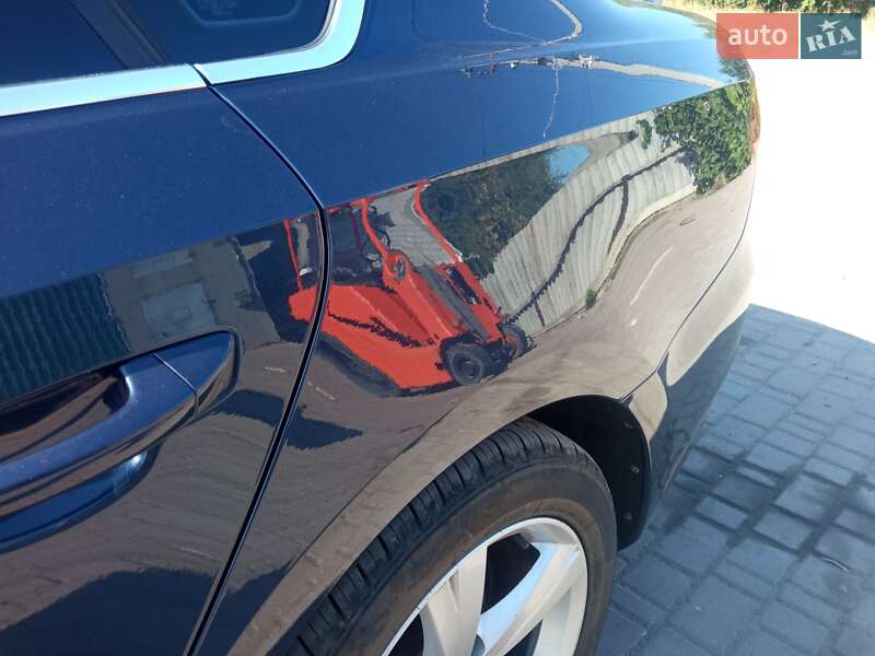 Седан Volkswagen Passat 2013 в Гайвороні