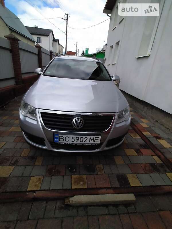 Универсал Volkswagen Passat 2008 в Дрогобыче